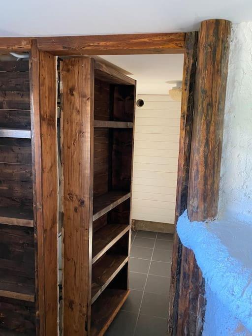 Charmigt Sekelskifteshus Med Naerhet Till Det Mesta Eskilstuna Exterior foto